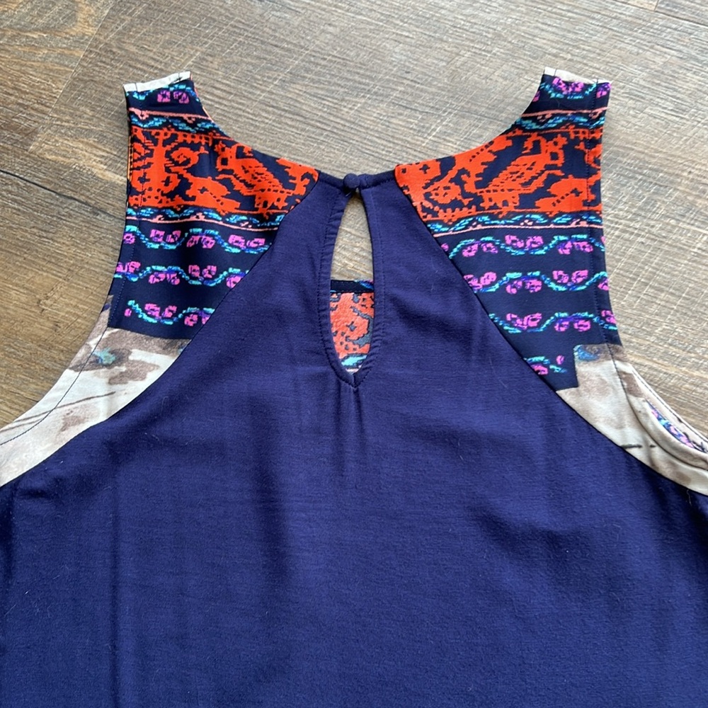 Tt Collection Tank Top - Picture 3 of 8